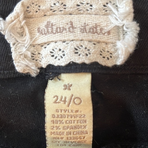 Altar’d State Black Jean Shorts Distressed Button Fly Stretch Womens Sz 0 or 24 - Picture 3 of 5